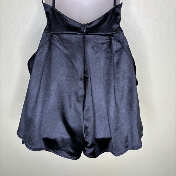 Lace Trim Satin Backless Romper Black S - Picture 9 of 10
